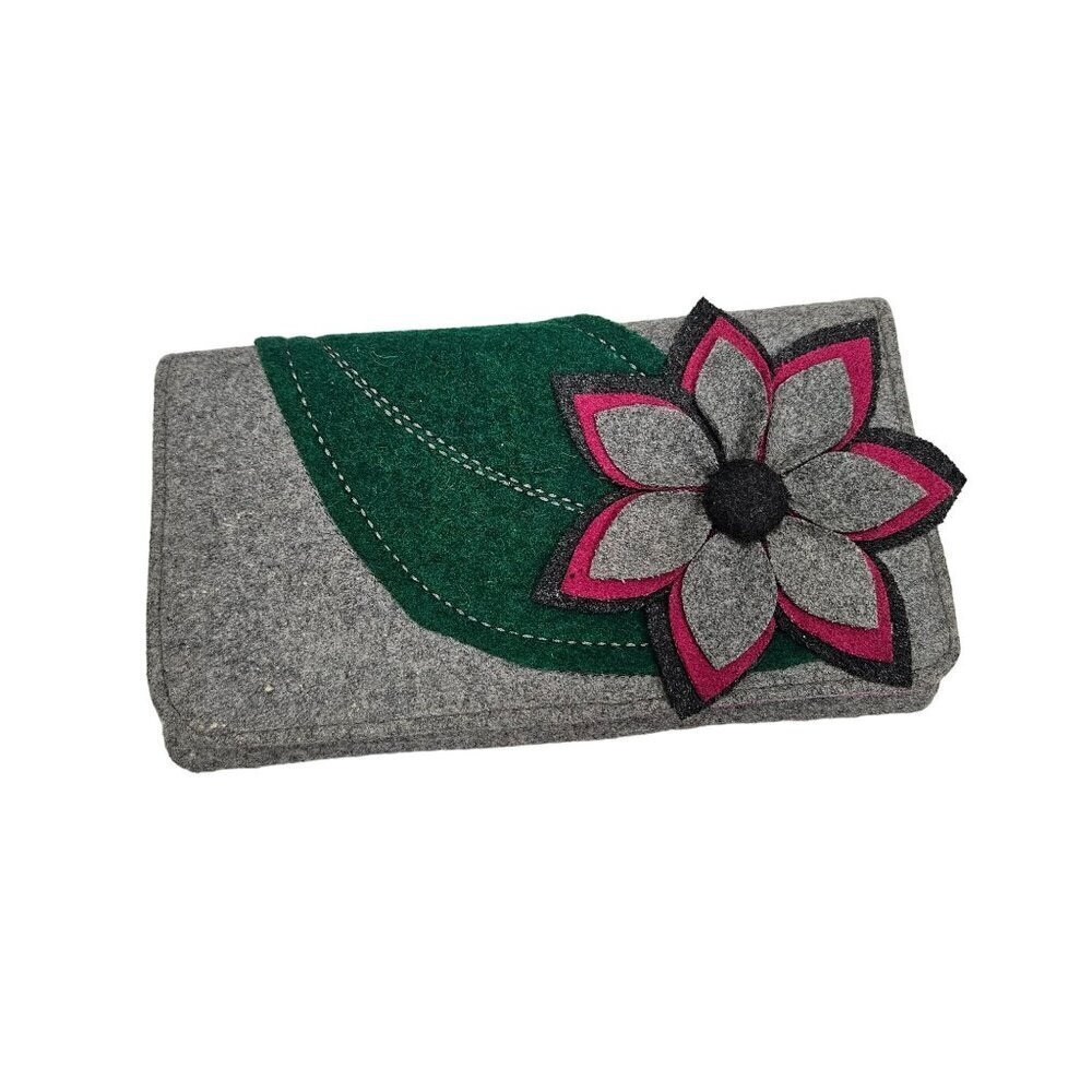 Shiraleah Grey Wool‎ Felt Clutch With Floral Applique & Pink Lining